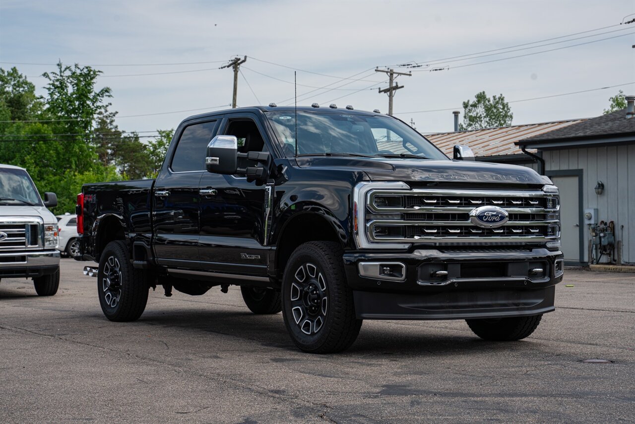 2024 Ford F-350 Super Duty Platinum   - Photo 3 - Washington, MI 48094