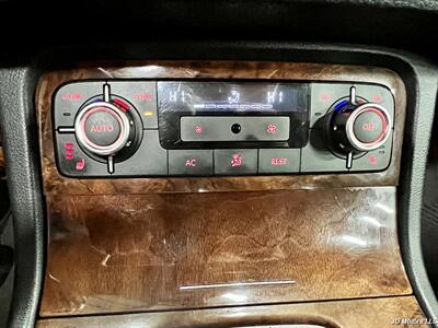 2012 Volkswagen Touareg TDI Sport   - Photo 15 - Portland, OR 97218