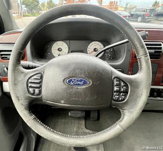 2005 Ford F-250 Super Duty XL 4dr SuperCab XL - Photo 10 - Portland, OR 97218