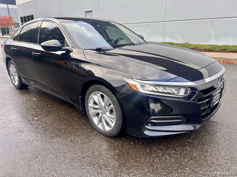 2018 Honda Accord LX   - Photo 1 - Portland, OR 97218