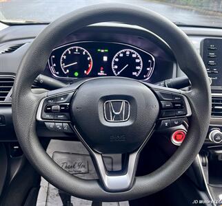 2018 Honda Accord LX - Photo 13 - Portland, OR 97218