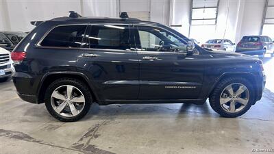 2014 Jeep Grand Cherokee Overland   - Photo 2 - Portland, OR 97218