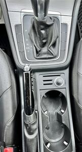 2015 Volkswagen Golf SportWagen TSI S   - Photo 15 - Portland, OR 97218