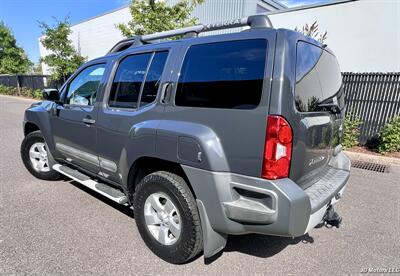 2013 Nissan Xterra X   - Photo 4 - Portland, OR 97218