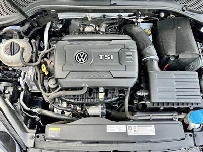 2015 Volkswagen Golf GTI S   - Photo 9 - Portland, OR 97218