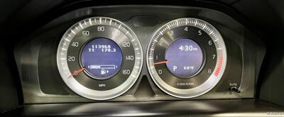 2012 Volvo XC60 T6   - Photo 13 - Portland, OR 97218