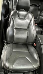 2012 Volvo XC60 T6   - Photo 18 - Portland, OR 97218
