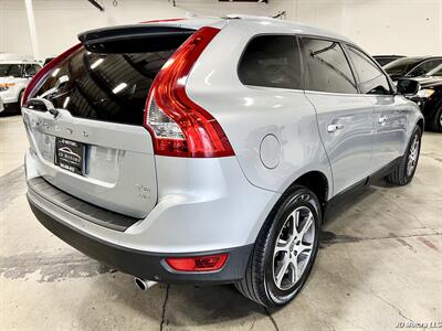 2012 Volvo XC60 T6   - Photo 3 - Portland, OR 97218