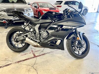 2024 Yamaha YZF-R R7   - Photo 2 - Portland, OR 97218