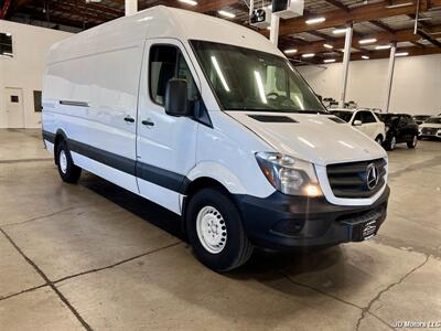 2015 Mercedes-Benz Sprinter 2500   - Photo 1 - Portland, OR 97218