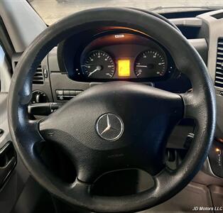 2015 Mercedes-Benz Sprinter 2500   - Photo 12 - Portland, OR 97218
