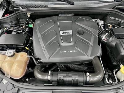 2014 Jeep Grand Cherokee Overland   - Photo 9 - Portland, OR 97218