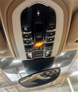 2016 Porsche Cayenne S   - Photo 21 - Portland, OR 97218