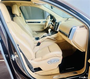 2016 Porsche Cayenne S   - Photo 20 - Portland, OR 97218