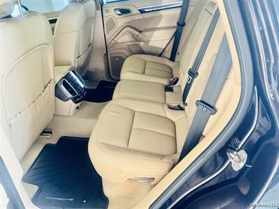 2016 Porsche Cayenne S   - Photo 24 - Portland, OR 97218