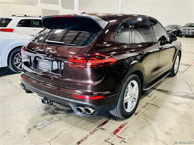 2016 Porsche Cayenne S   - Photo 3 - Portland, OR 97218
