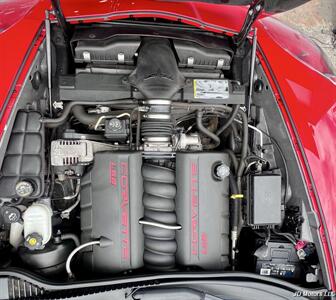 2005 Chevrolet Corvette   - Photo 15 - Portland, OR 97218