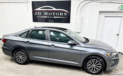 2019 Volkswagen Jetta S   - Photo 2 - Portland, OR 97218