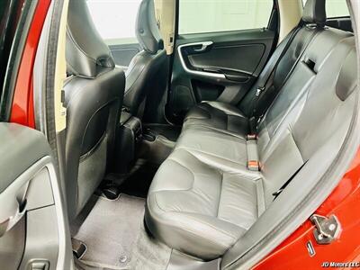 2011 Volvo XC60 T6   - Photo 40 - Portland, OR 97218