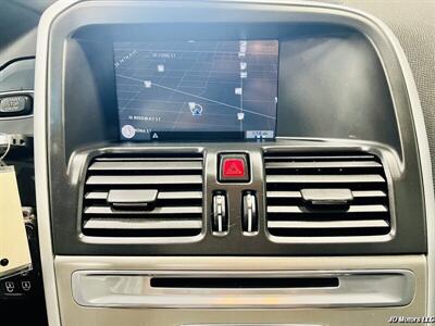 2011 Volvo XC60 T6   - Photo 30 - Portland, OR 97218