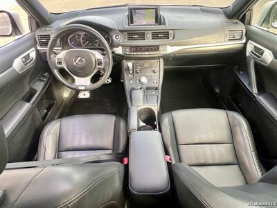 2013 Lexus CT 200h - Photo 14 - Portland, OR 97218
