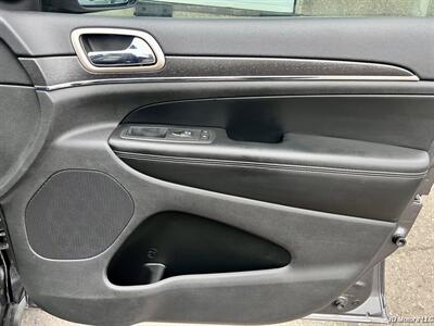 2015 Jeep Grand Cherokee Limited   - Photo 24 - Portland, OR 97218