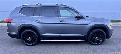 2018 Volkswagen Atlas V6 SEL 4Motion - Photo 2 - Portland, OR 97218