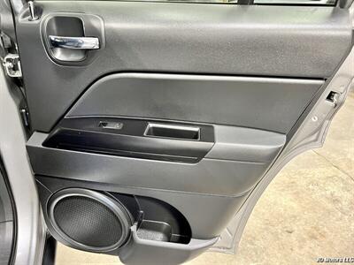 2015 Jeep Patriot Latitude   - Photo 16 - Portland, OR 97218