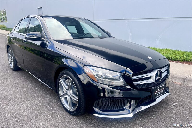 2016 Mercedes-Benz C 300 4MATIC   - Photo 1 - Portland, OR 97218