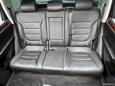 2012 Volkswagen Touareg TDI Sport - Photo 26 - Portland, OR 97218