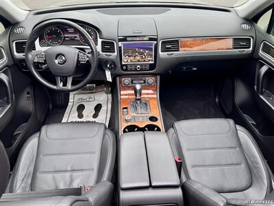 2012 Volkswagen Touareg TDI Sport - Photo 12 - Portland, OR 97218