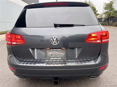 2012 Volkswagen Touareg TDI Sport - Photo 4 - Portland, OR 97218