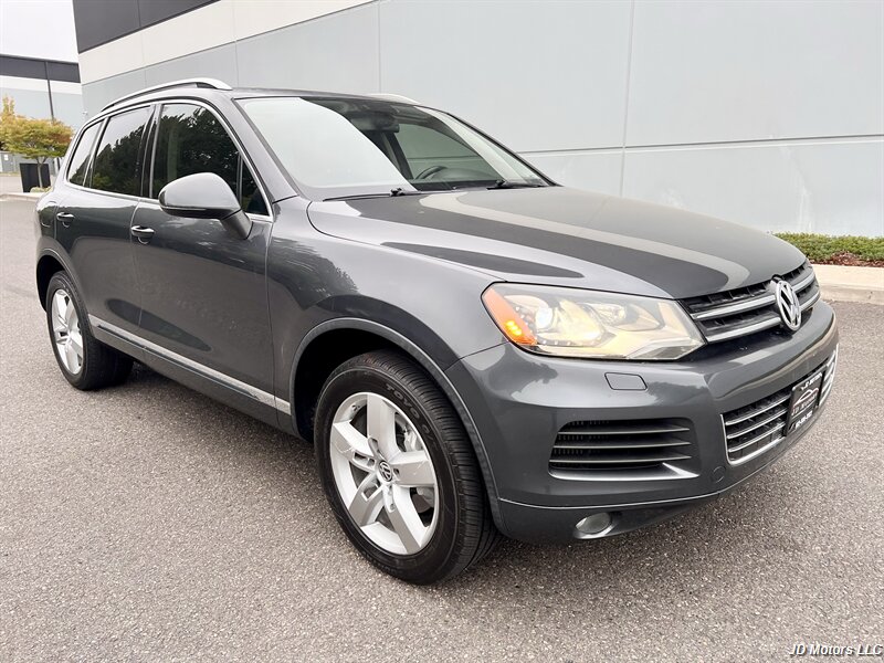 2012 Volkswagen Touareg TDI Sport   - Photo 1 - Portland, OR 97218