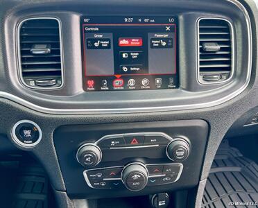 2015 Dodge Charger SXT - Photo 18 - Portland, OR 97218