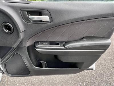 2015 Dodge Charger SXT - Photo 21 - Portland, OR 97218
