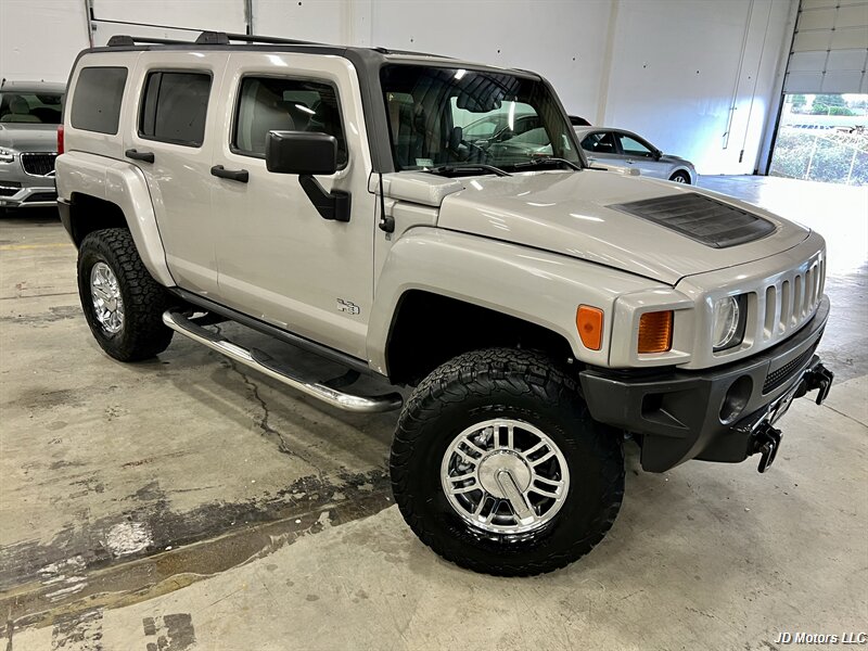 2006 Hummer H3 4dr SUV   - Photo 1 - Portland, OR 97218