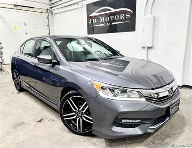 2017 Honda Accord Sport   - Photo 1 - Portland, OR 97206