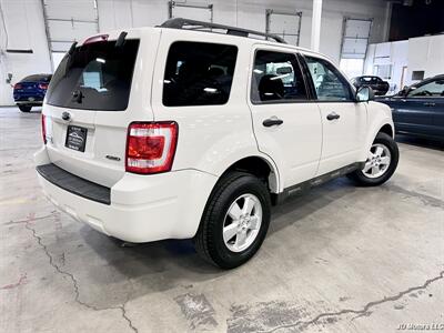 2009 Ford Escape XLT - Photo 3 - Portland, OR 97218