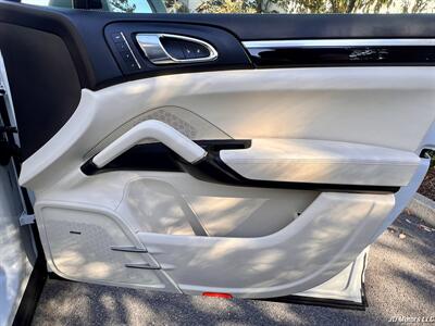 2017 Porsche Cayenne - Photo 20 - Portland, OR 97218