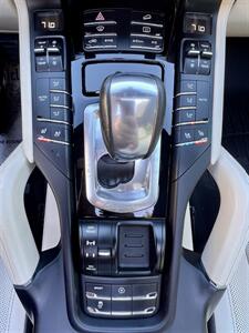 2017 Porsche Cayenne - Photo 16 - Portland, OR 97218