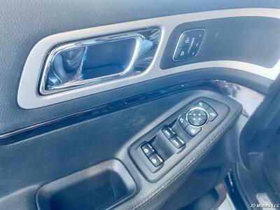 2015 Ford Explorer Limited   - Photo 10 - Portland, OR 97218