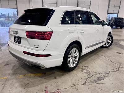 2017 Audi Q7 3.0T quattro Premium   - Photo 3 - Portland, OR 97218