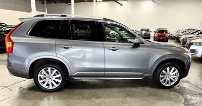2016 Volvo XC90 T6 Momentum   - Photo 2 - Portland, OR 97218