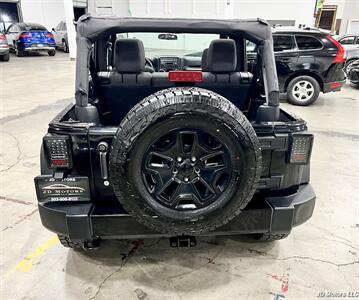 2016 Jeep Wrangler Unlimited Sport - Photo 7 - Portland, OR 97218