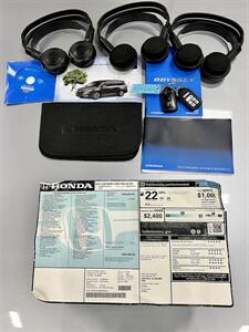 2015 Honda Odyssey Touring   - Photo 20 - Portland, OR 97218