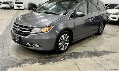 2015 Honda Odyssey Touring   - Photo 5 - Portland, OR 97218
