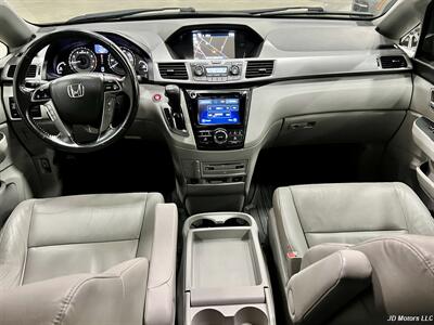 2015 Honda Odyssey Touring   - Photo 10 - Portland, OR 97218
