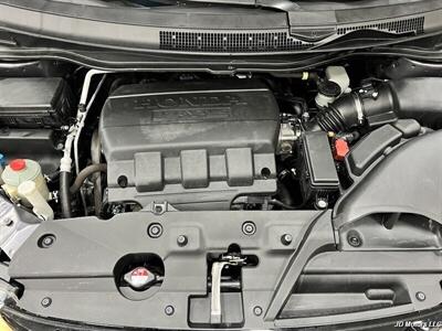 2015 Honda Odyssey Touring   - Photo 8 - Portland, OR 97218