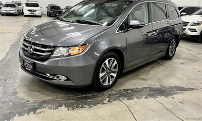 2015 Honda Odyssey Touring   - Photo 5 - Portland, OR 97218
