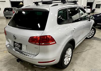 2012 Volkswagen Touareg TDI Sport - Photo 3 - Portland, OR 97218
